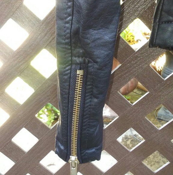 Forever 21 Jacket - Picture 3 of 5